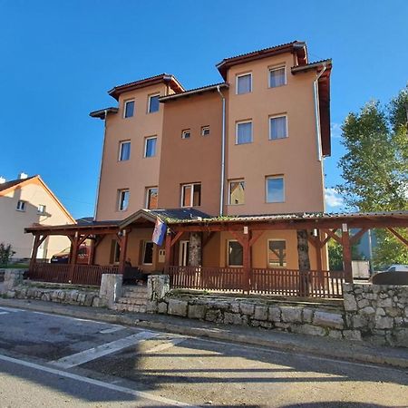 Villa Dijana Gračac 外观 照片