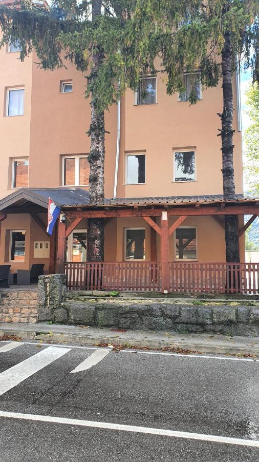 Villa Dijana Gračac 外观 照片